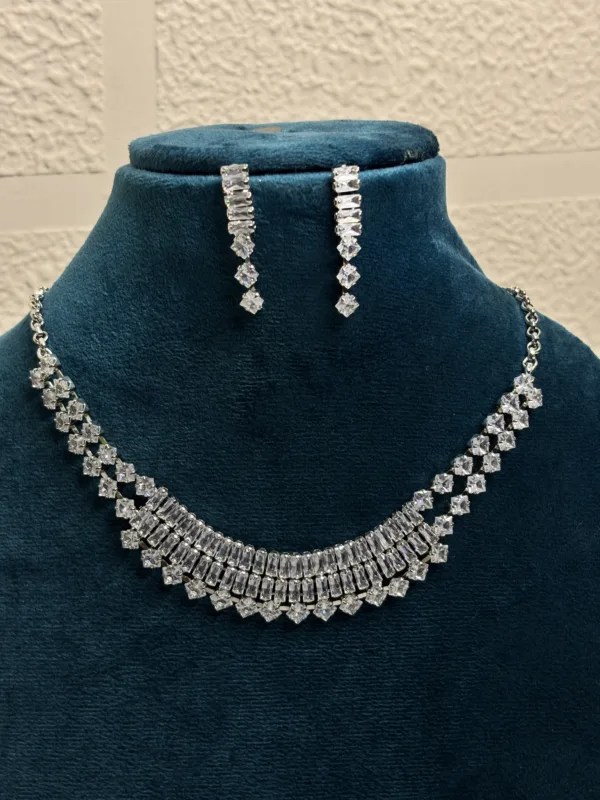 Majestic Diamond Collar 👑 - Image 3