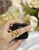 Timeless Twist Ring 🔄